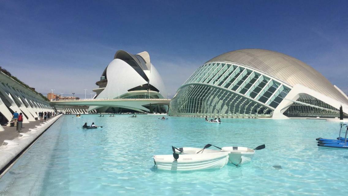 Apto En Ciudad De Las Ciencias Y Cerca Playa Валенсия Экстерьер фото