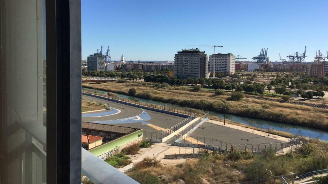 Apto En Ciudad De Las Ciencias Y Cerca Playa Валенсия Экстерьер фото
